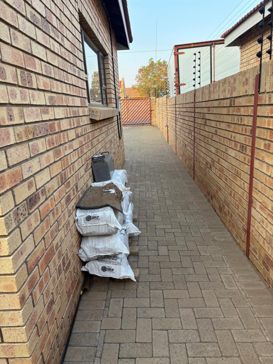 3 Bedroom Property for Sale in Hillcrest Northern Cape